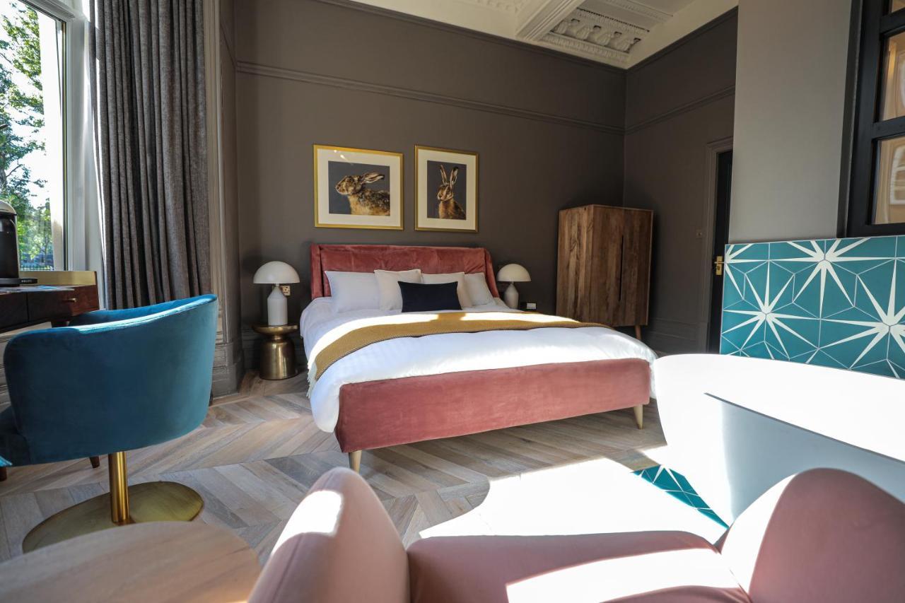 Luxury Room,1297305886:JPEG